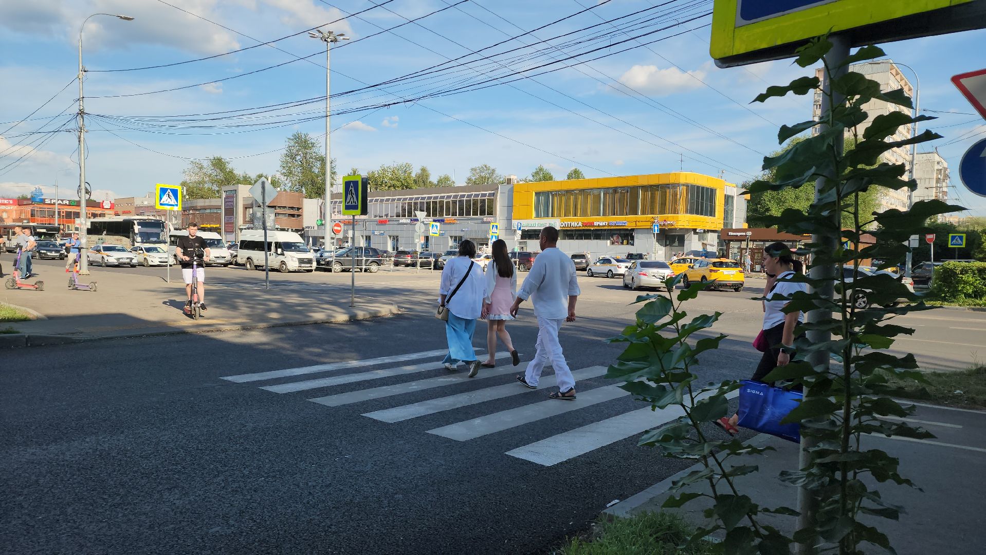 Дорога, пешеходная зона, Лобня,