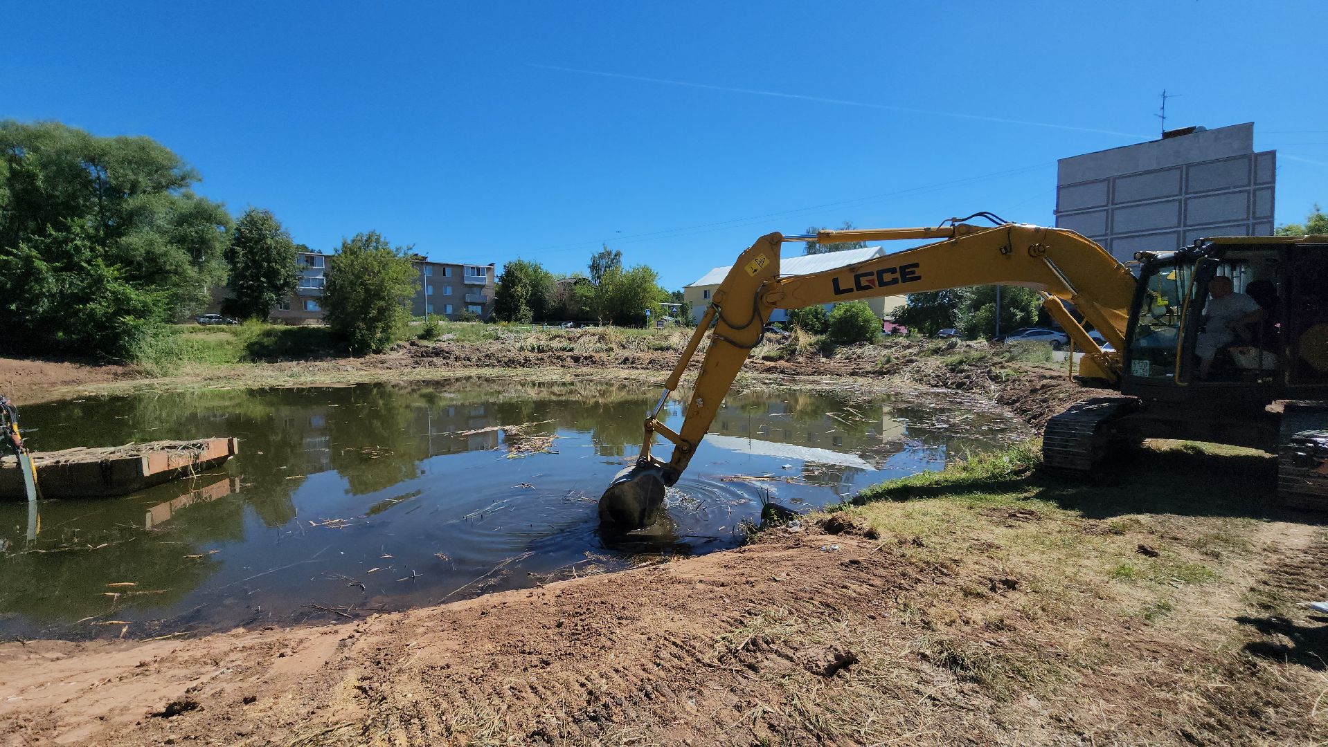 серпухов, поселок мирный, расчистка пруда, экология,