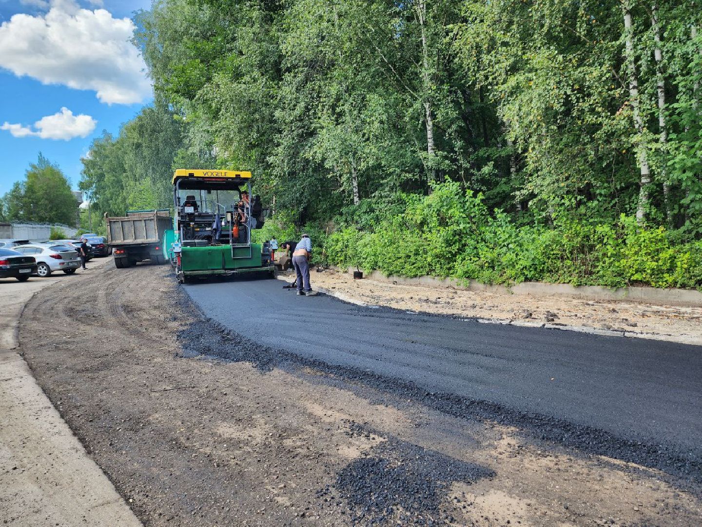 Солнечногорск, укладка асфальта, рабочие, Жители, Устройство дороги,