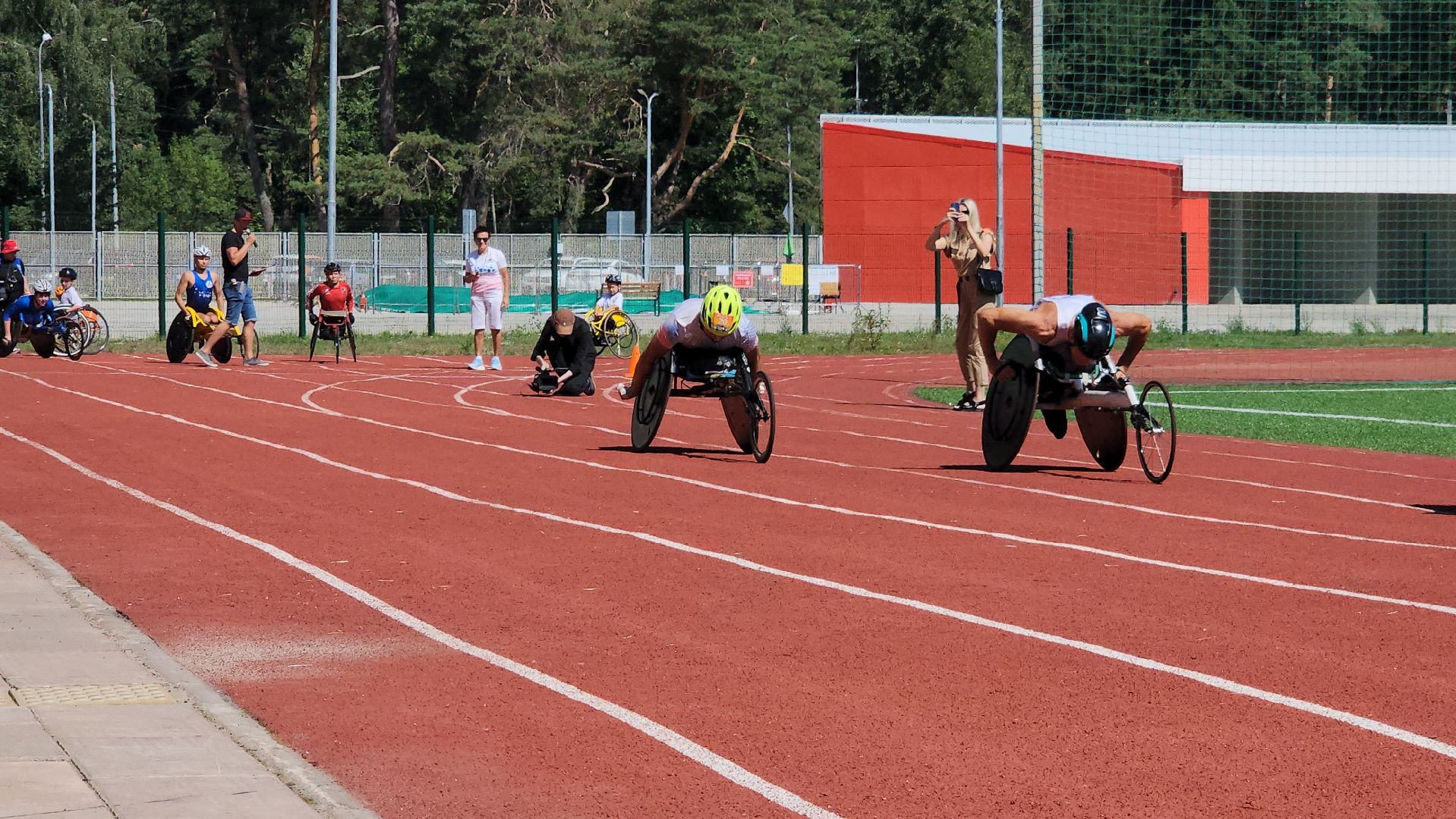 стадион спартак, серпухов, паралимпийцы, инвалиды, Фитнес-день для людей с инвалидностью,