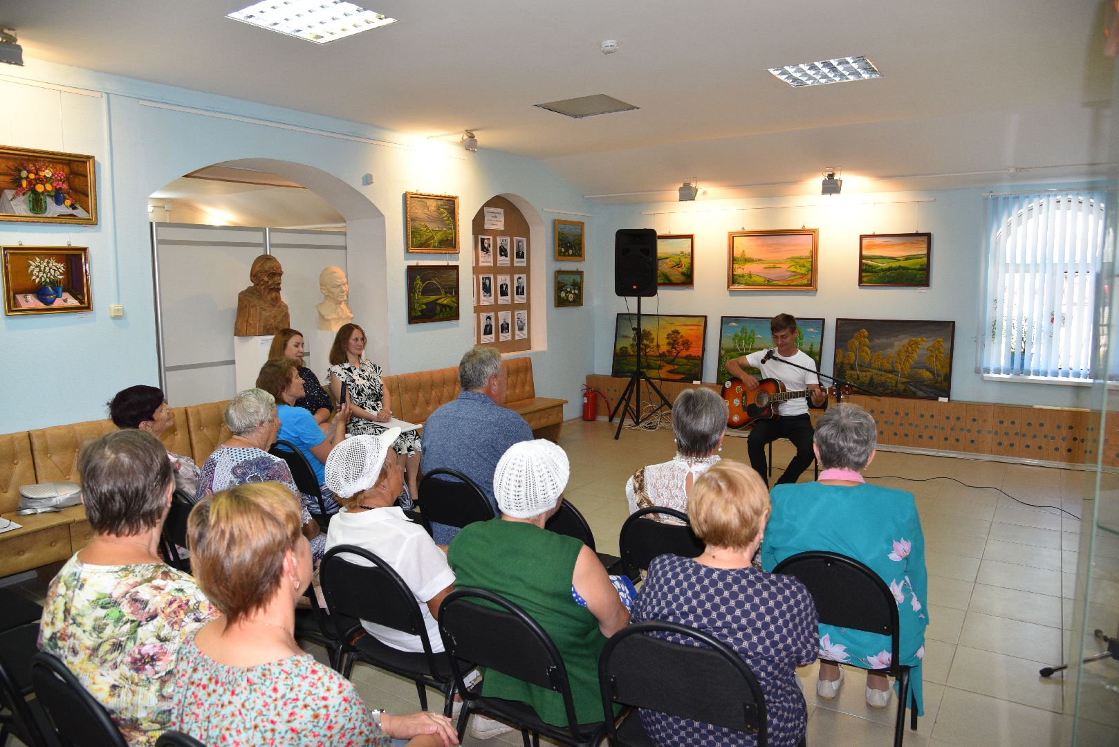 лотошино, лотошинский музей, выставка картин, культура, музеи,