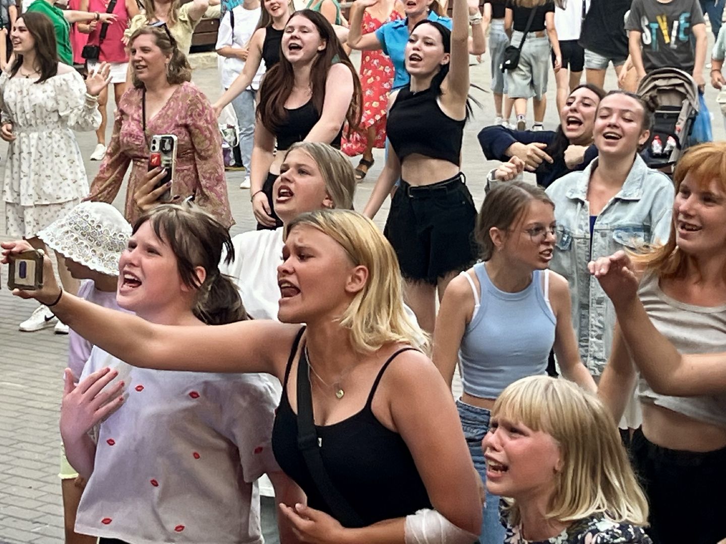 наро-фоминск, центральный парк наро-фоминска, дискотека 90, молодежный центр наро-фоминск, лето в подмосковье,цдк звезда,