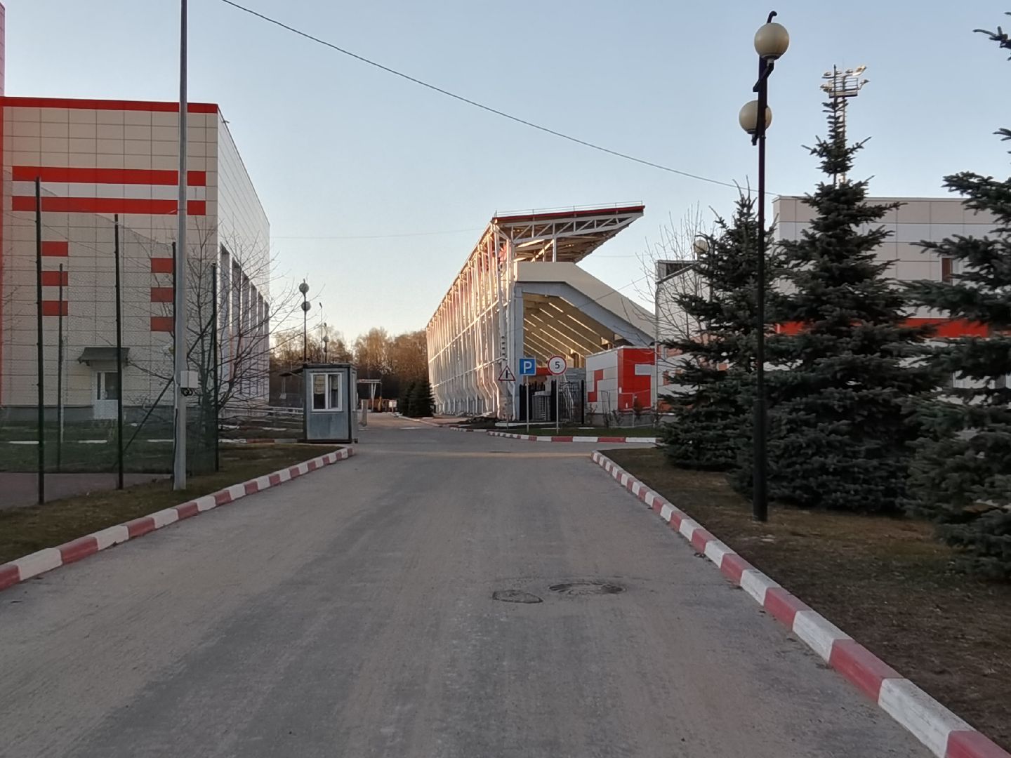 Балашиха, капитальный ремонт, стадион Орион, спортивная школа Керамик, футбольное поле, легкоатлетический сектор