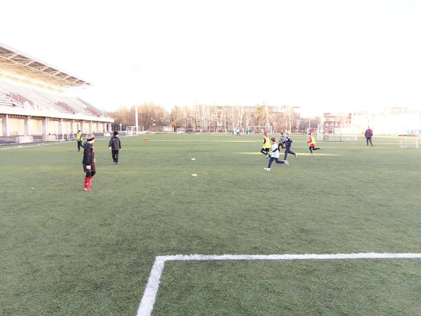 Балашиха, капитальный ремонт, стадион Орион, спортивная школа Керамик, футбольное поле, легкоатлетический сектор