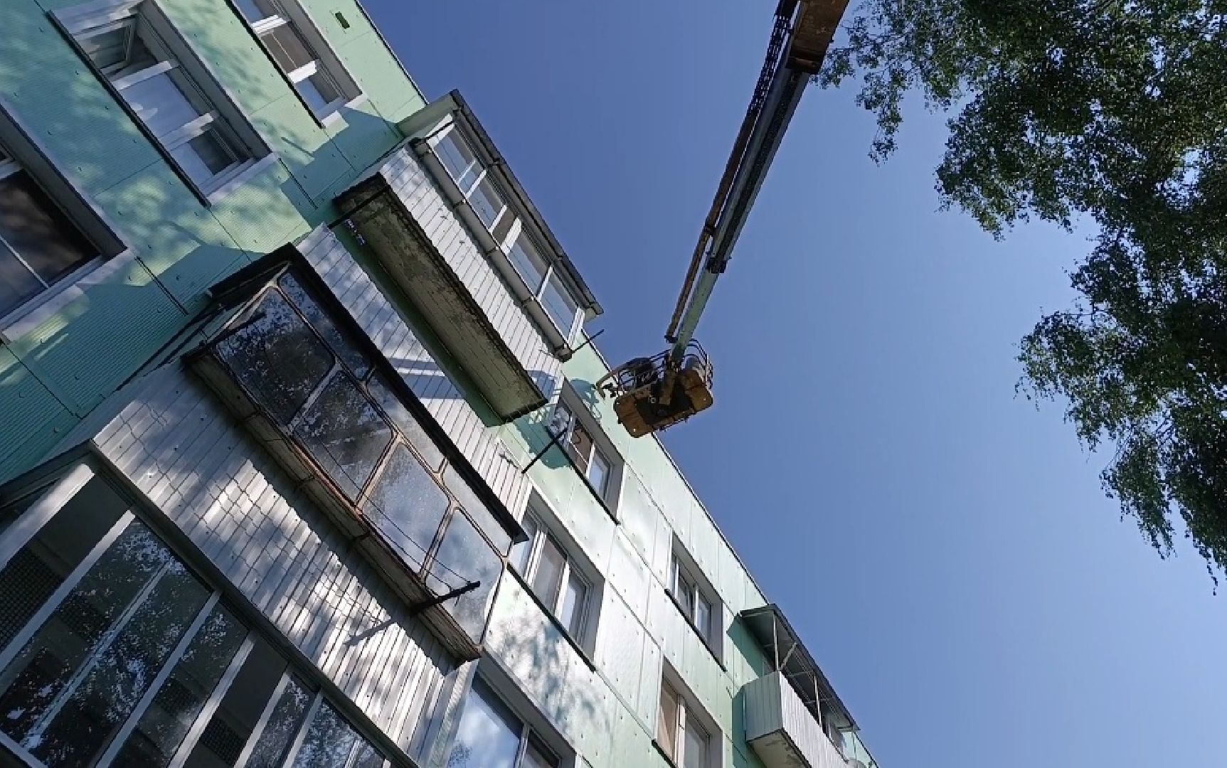 Бронницы, Благоустройство, Управляющая компания бронницкого городского хозяйства, Сетки от птиц, Подготовка к отопительному сезону,