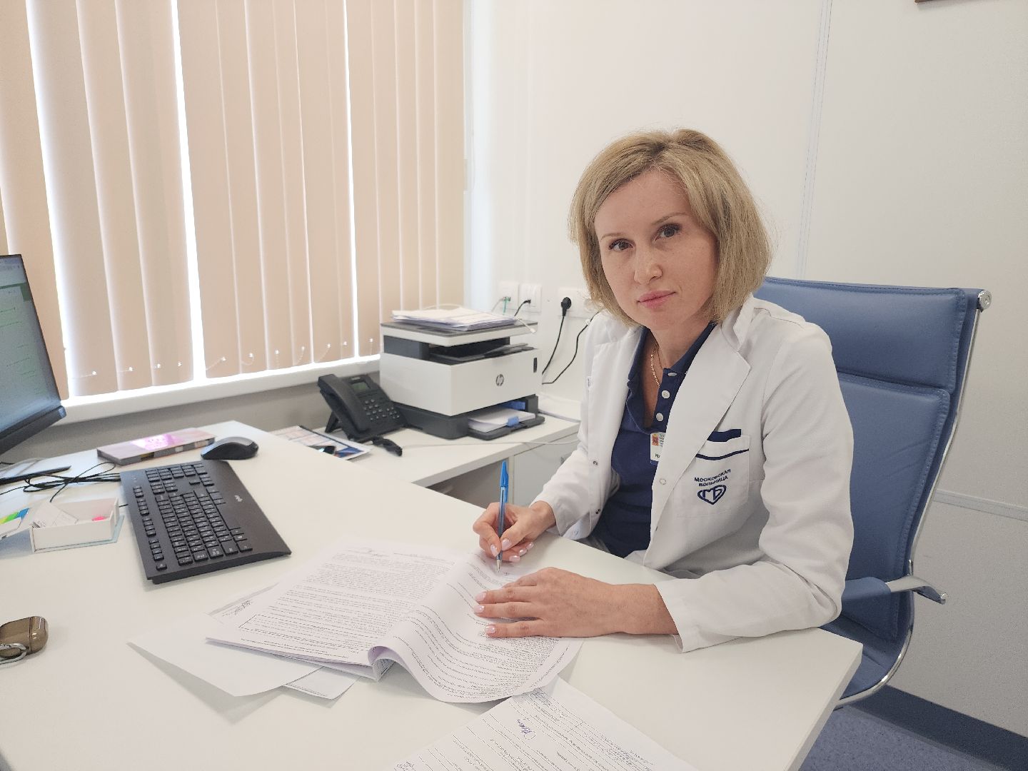 врач, акушер-гинеколог,