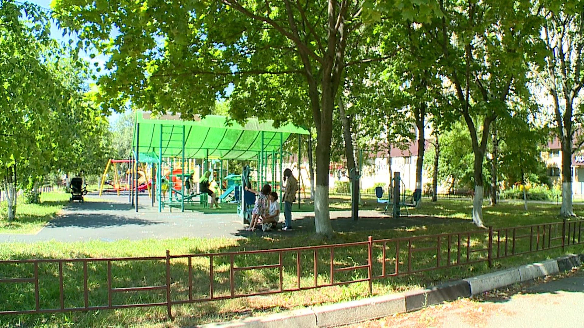 Реутов, жара, медики, солнце,