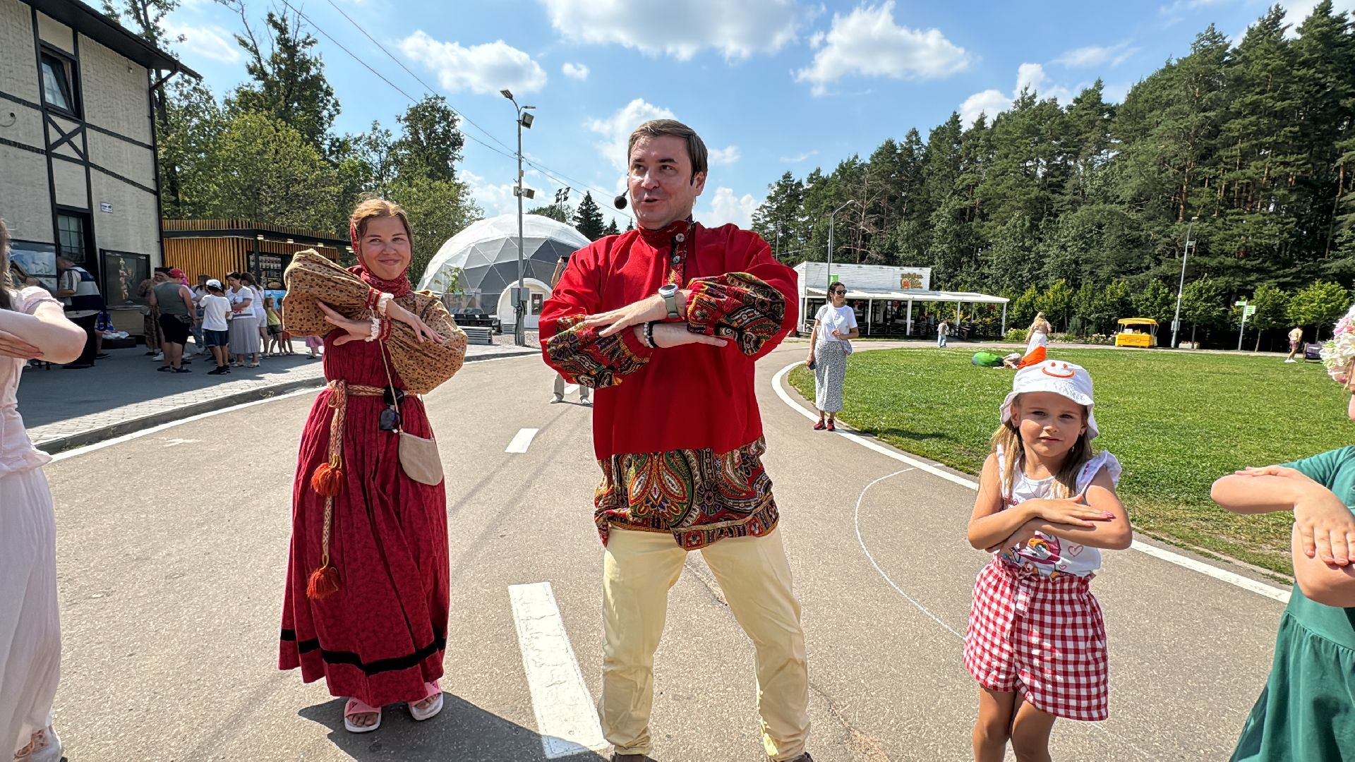 культура россии, народные игры, парки подмосковья .,