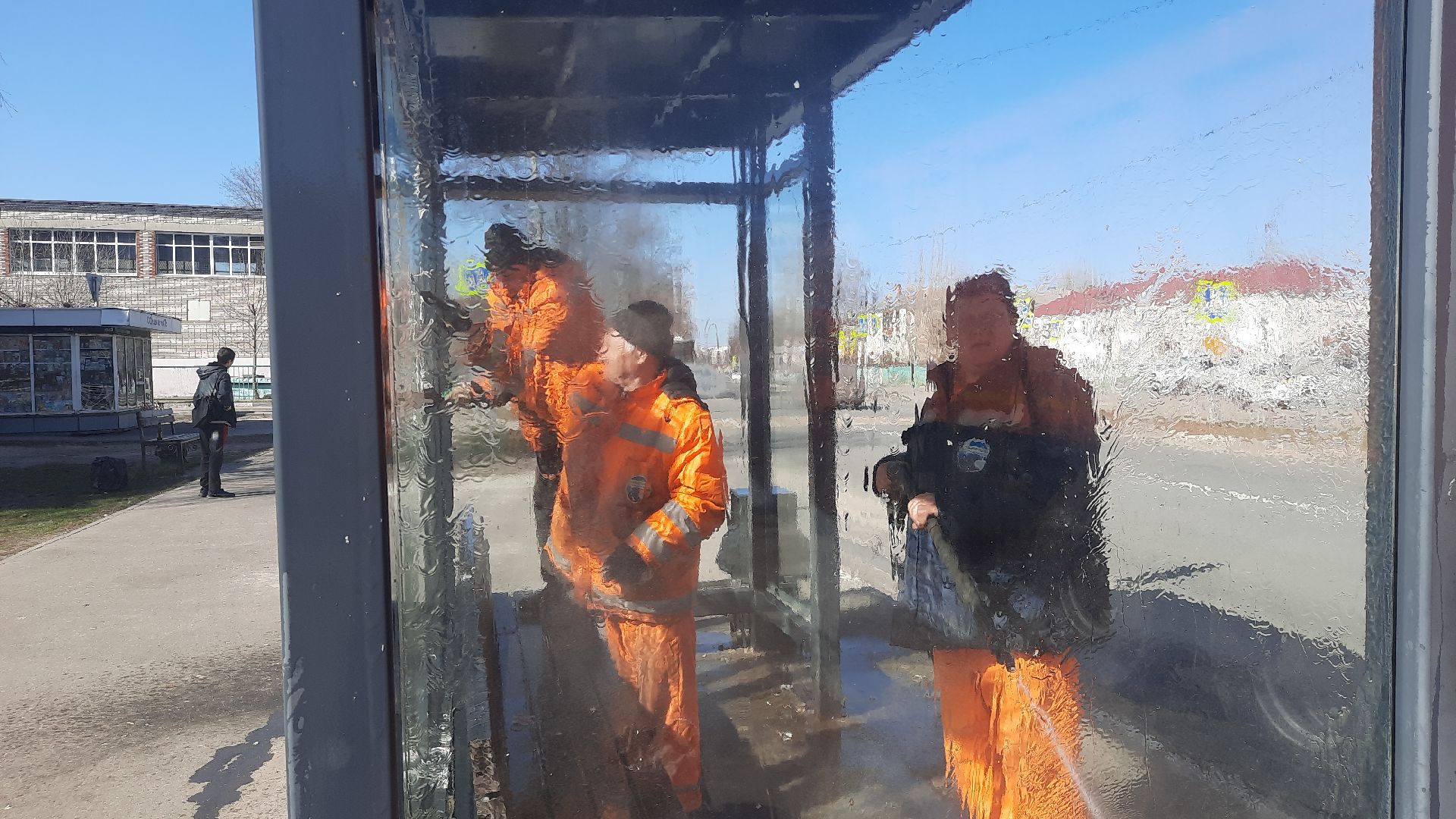 Шатура, перемены, мытьё остановок