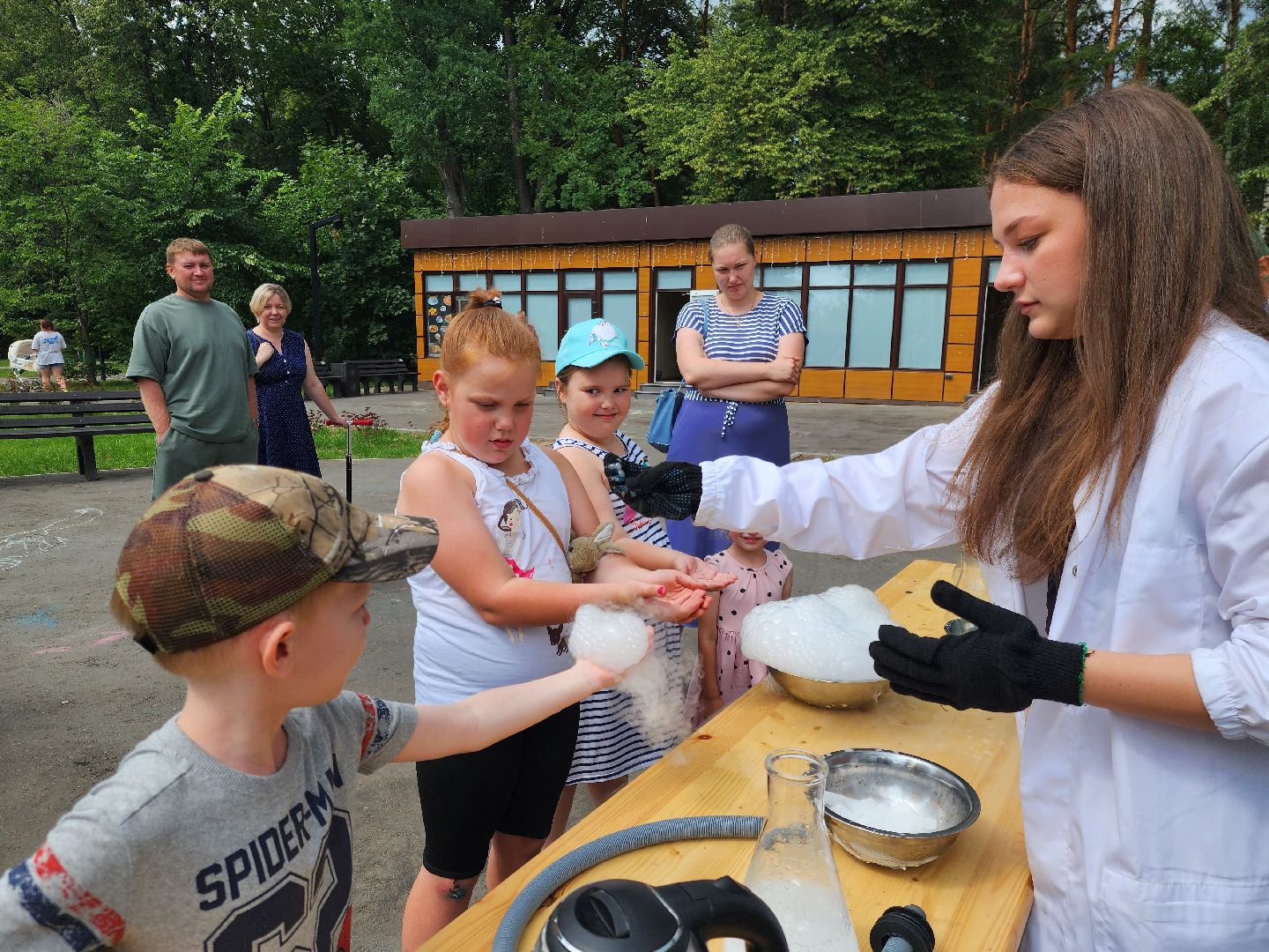 ногинск, парк, шоу сухого льда, общество, жители, дети, парки подмосковья, глуховский парк,