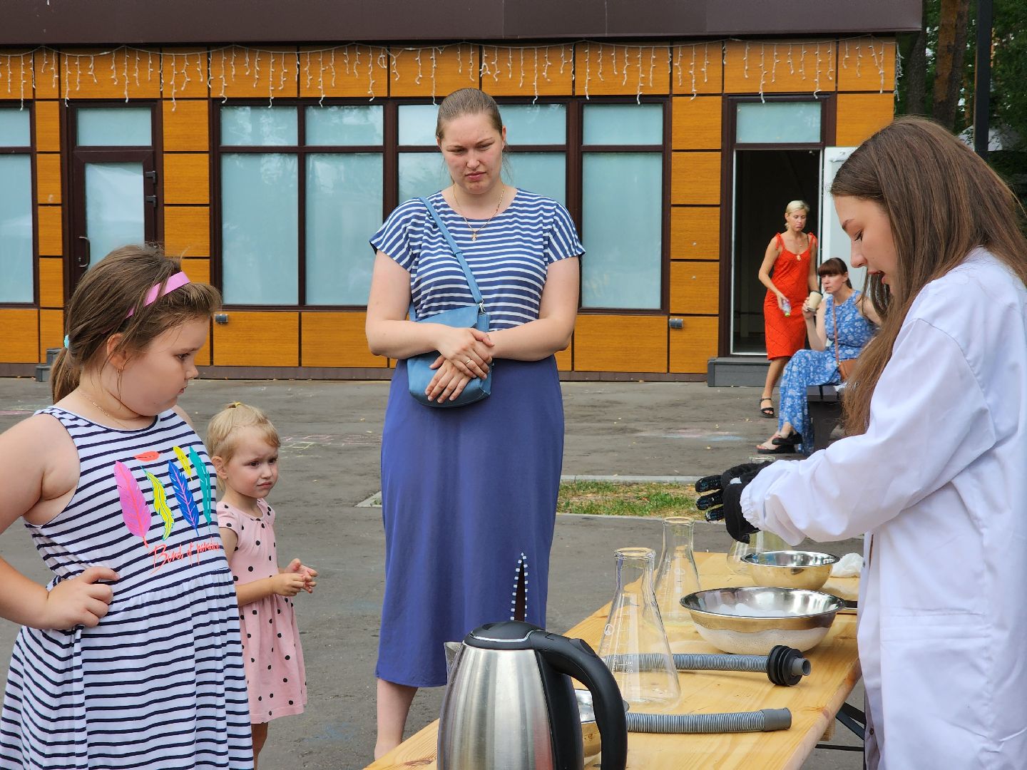 ногинск, парк, шоу сухого льда, общество, жители, дети, парки подмосковья, глуховский парк,