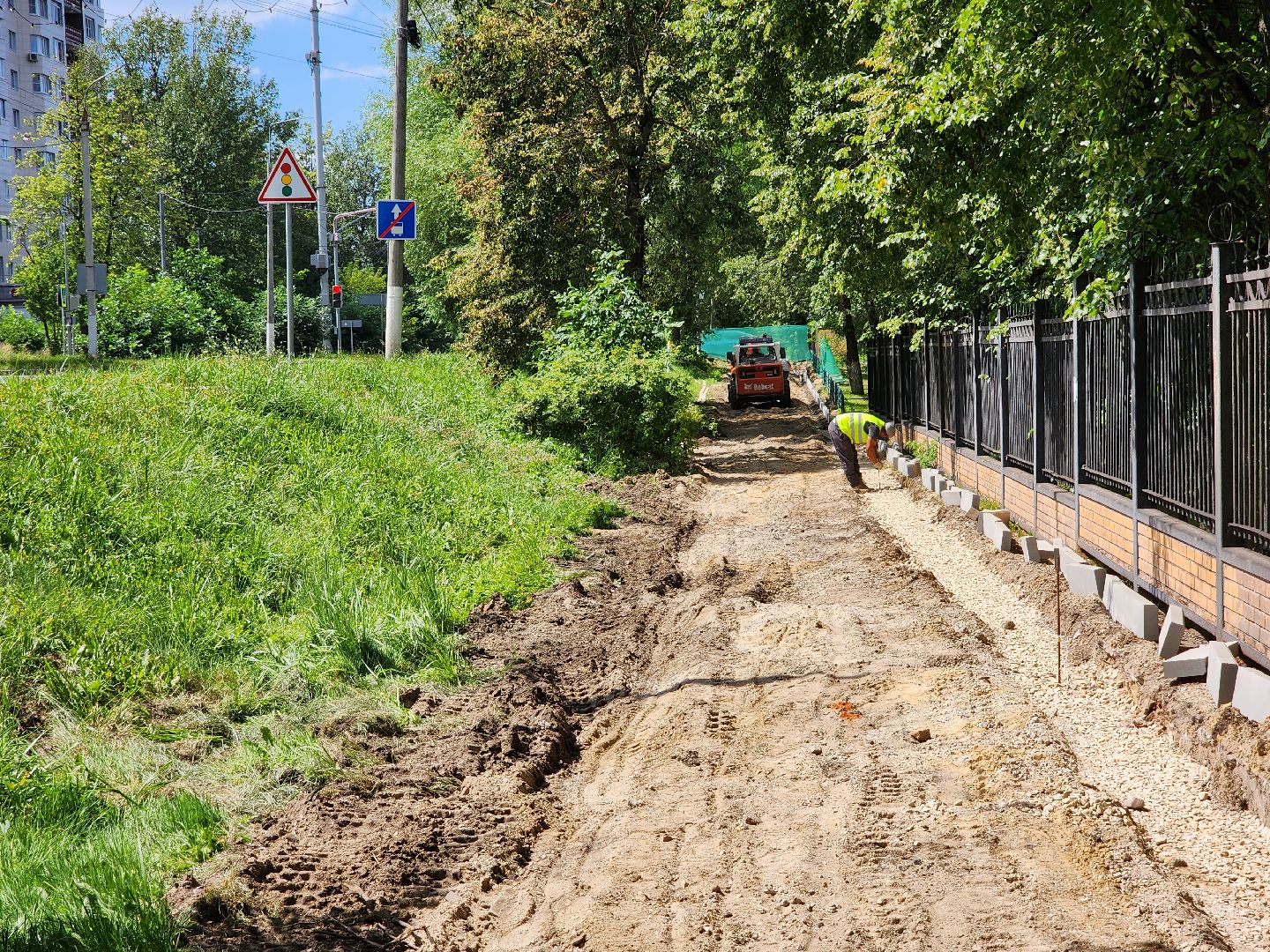 чехов, улица Чехова, строительство тротуара, нацпроект безопасные и качественные автодороги, благоустройство,