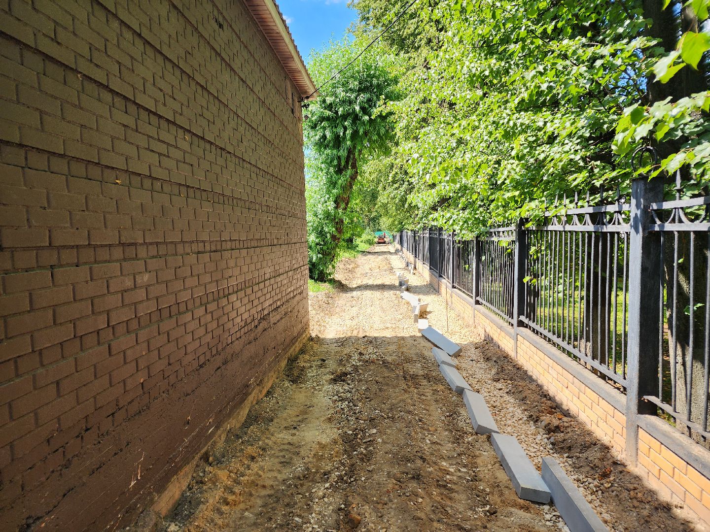 чехов, улица Чехова, строительство тротуара, нацпроект безопасные и качественные автодороги, благоустройство,