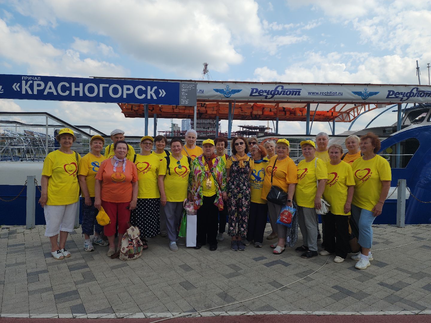 активное долголетие, пенсионеры, улыбка, юбилей,