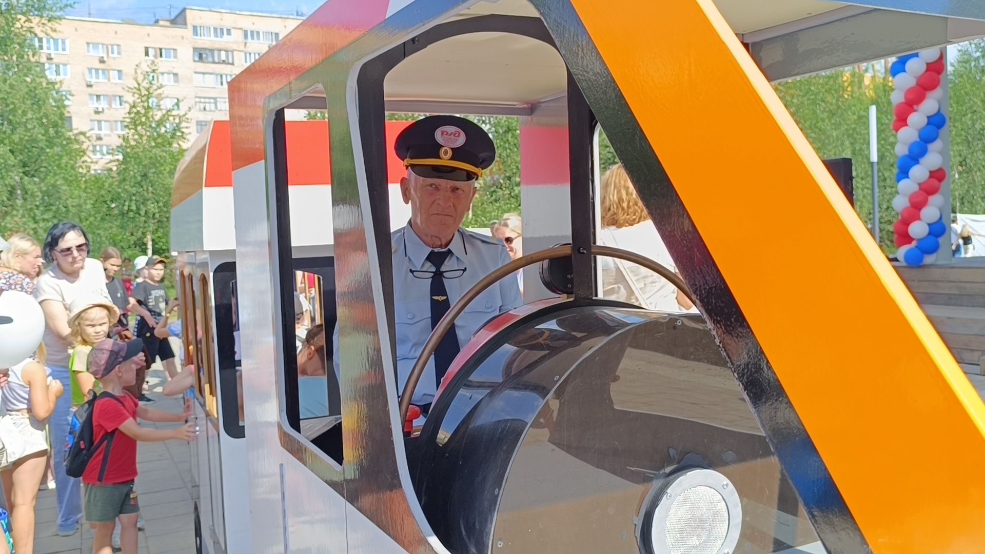 парк, поезд, мцд-1, лобня,