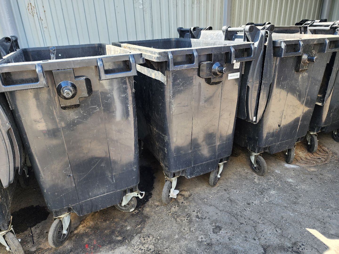 Чехов, городской округ Чехов, обращение с ТКО, вывоз мусора, дополнительные баки, бункеры для крупногабаритных отходов, дополнительные контейнеры, контейнерные площадки, борьба с навалами, региональный оператор МСК-НТ,