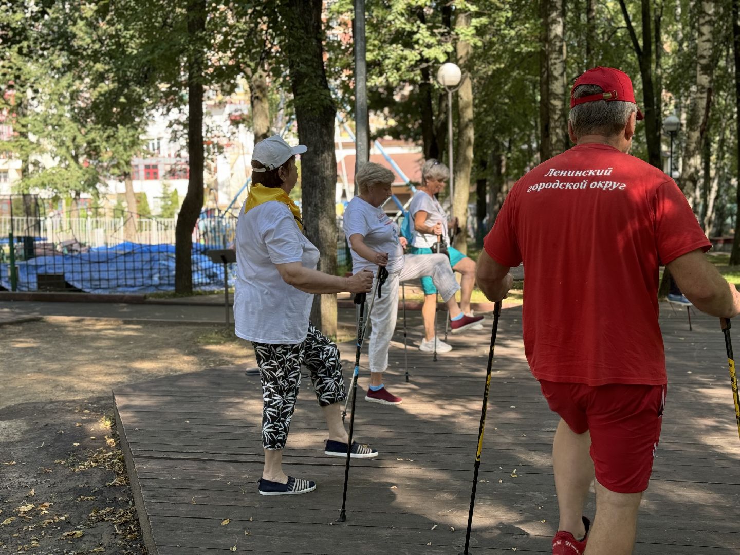 активное долголетие, скандинавская ходьба, центральный парк видного, спорт в ленинском округе, ленинский городской округ,