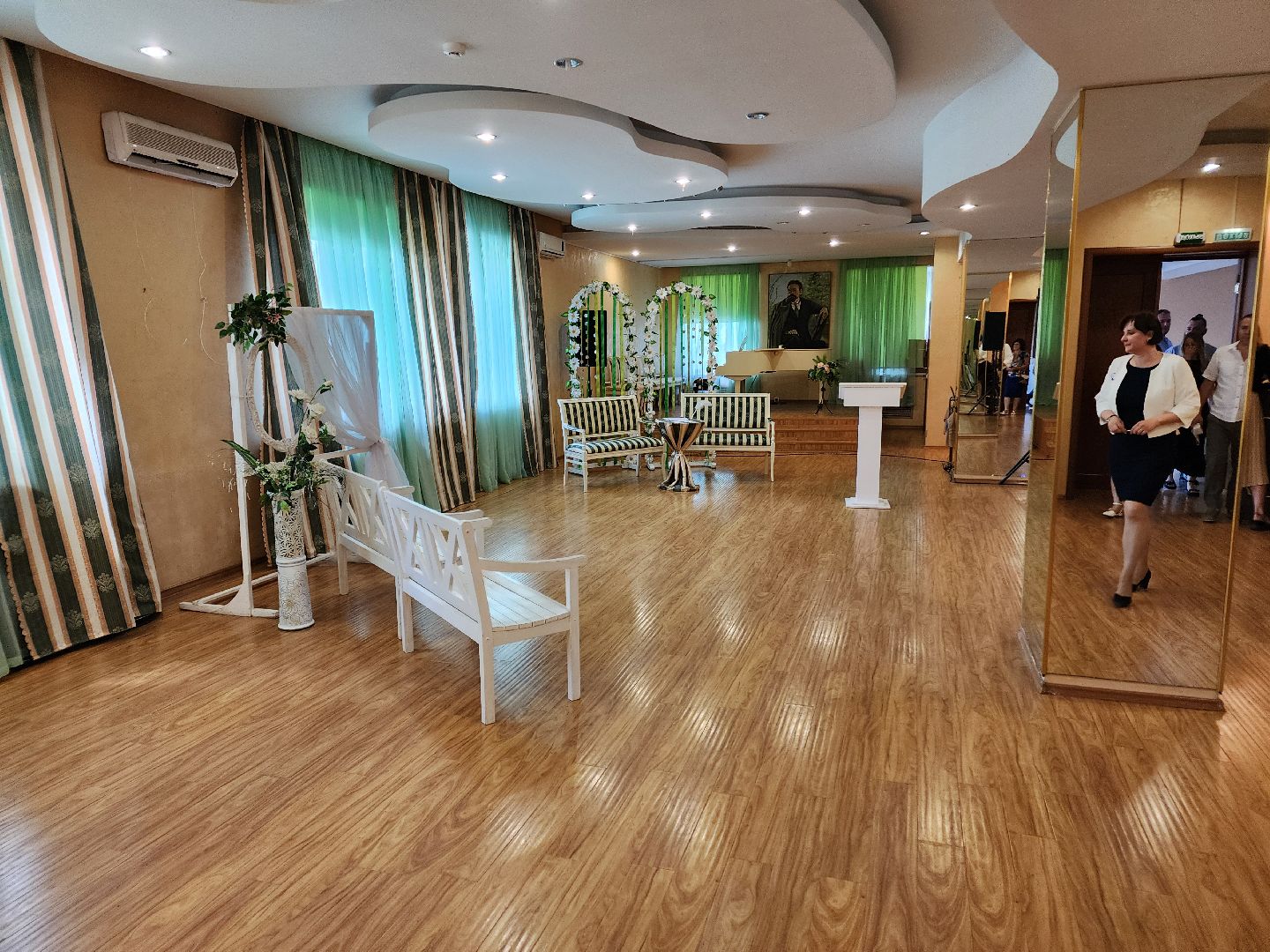 Чехов, дворец культуры Дружба, выездная регистрация брака, бракосочетание, ЗАГС, Свадьба в Подмосковье, Минсоцразвития Московской области, дополнительные площадки, церемония, торжество,