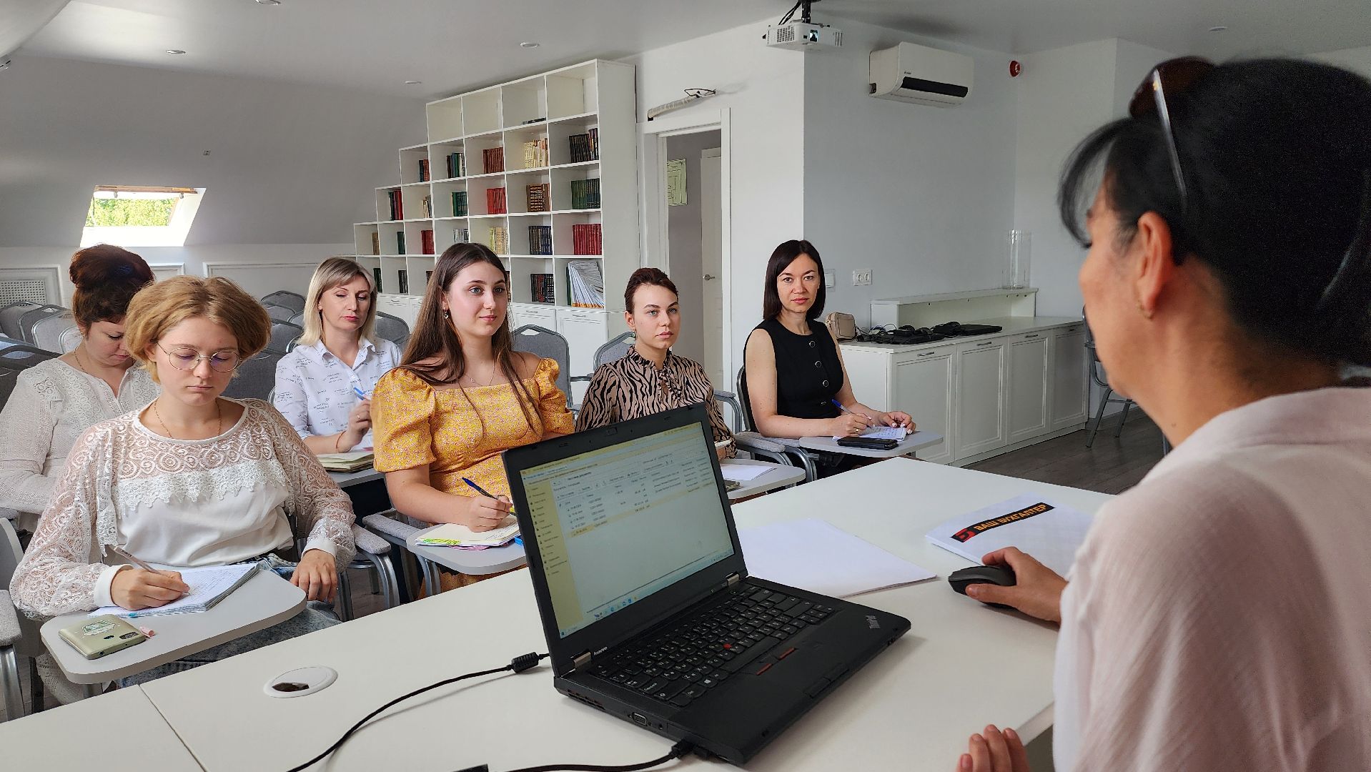 центр защиты бизнеса, Домодедово, Соцпредприятие, Социальное предприятие, меры поддержки, господдержка, Экономика, средний бизнес, Переобучение, Подмосковье,