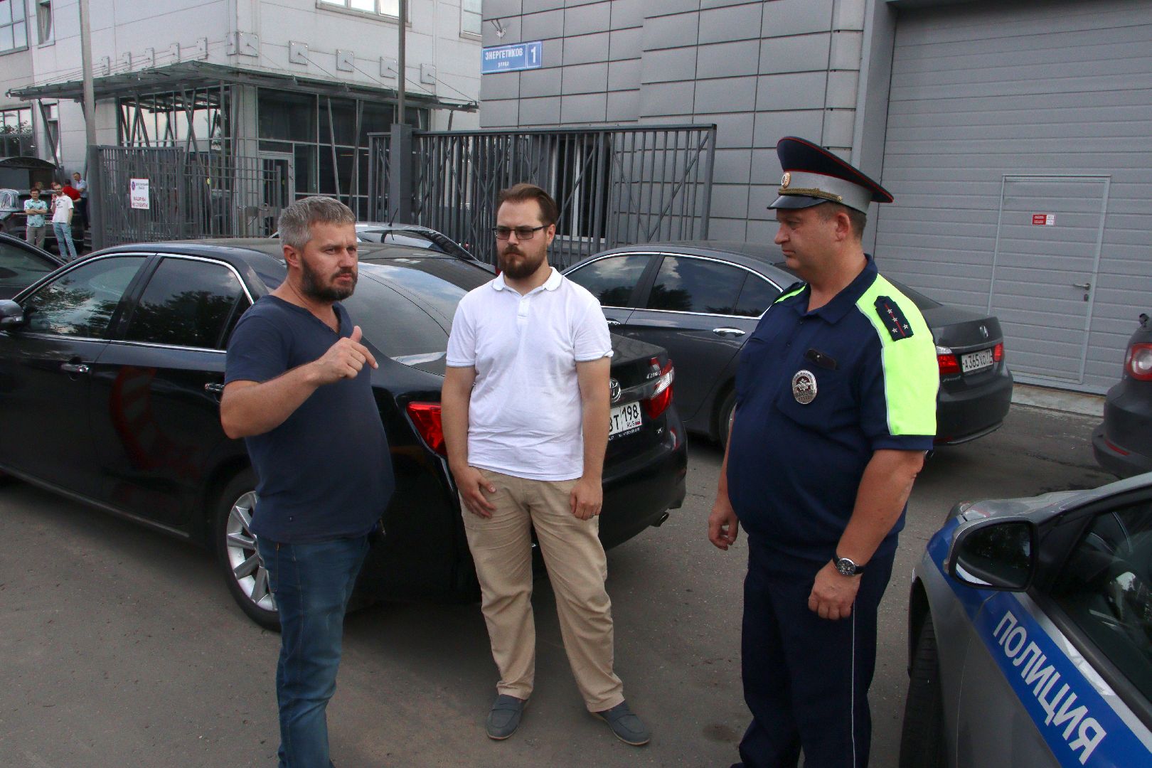 паркон, Евгений Макаров, дзержинский, выезд, пробка, фуры, большегрузы,