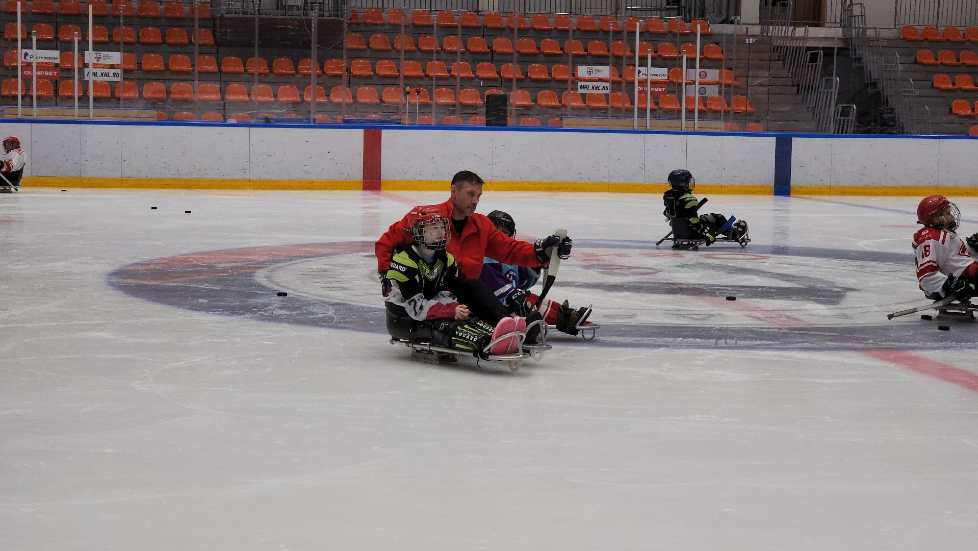 красногорск, ледовая арена, следж-хоккей, инвалид,