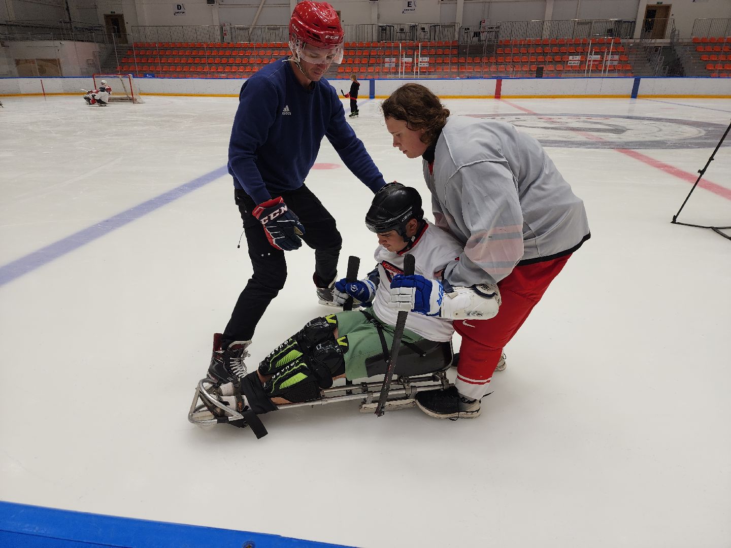 красногорск, ледовая арена, следж-хоккей, инвалид,