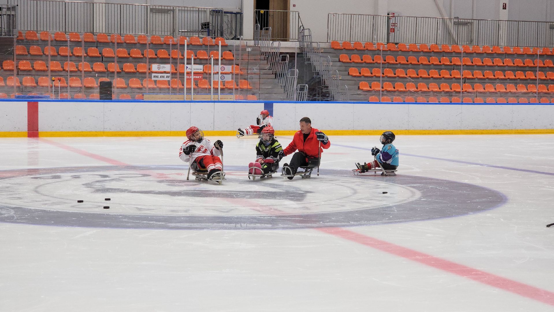 красногорск, ледовая арена, следж-хоккей, инвалид,