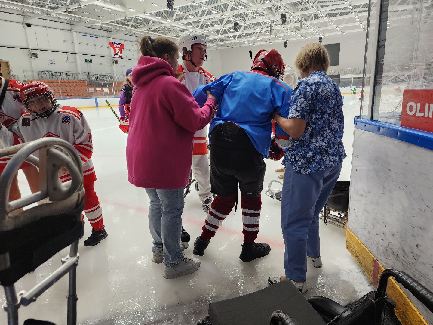 красногорск, ледовая арена, следж-хоккей, инвалид,