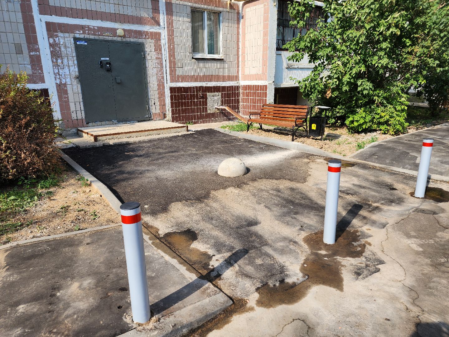 Чехов, улица Полиграфистов, комплексное благоустройство дворов, приемка работ, открытие детской площадки, глава администрации го Чехов, Михаил Собакин, анимационная программа,