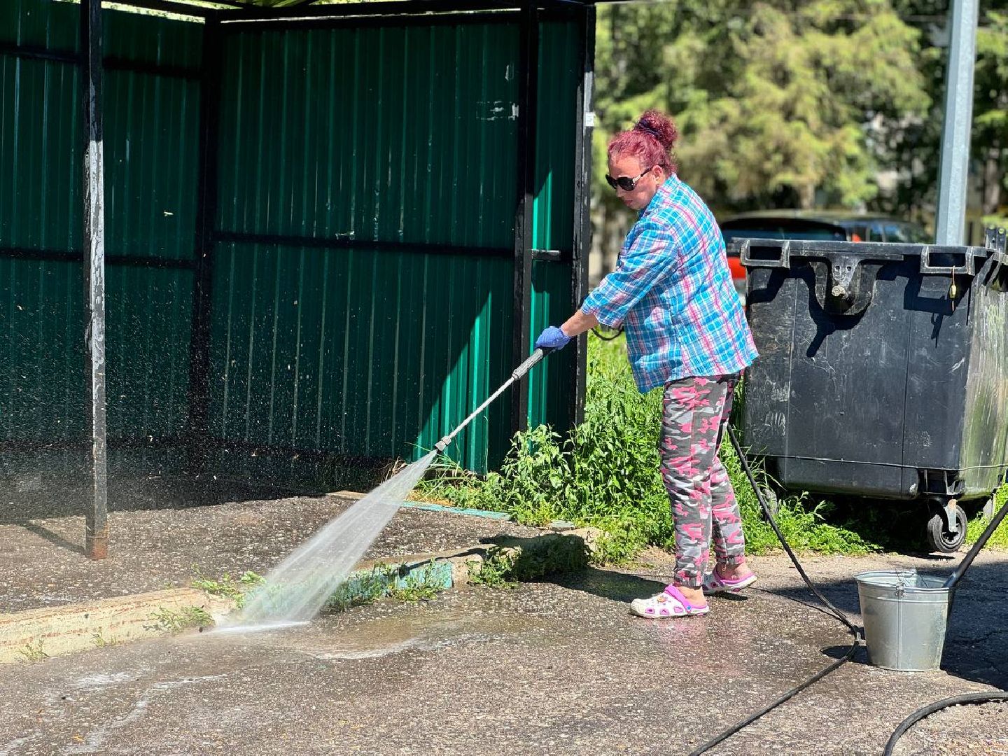 контейнерная площадка, управляющая компания, сотрудник, чистота, баки,