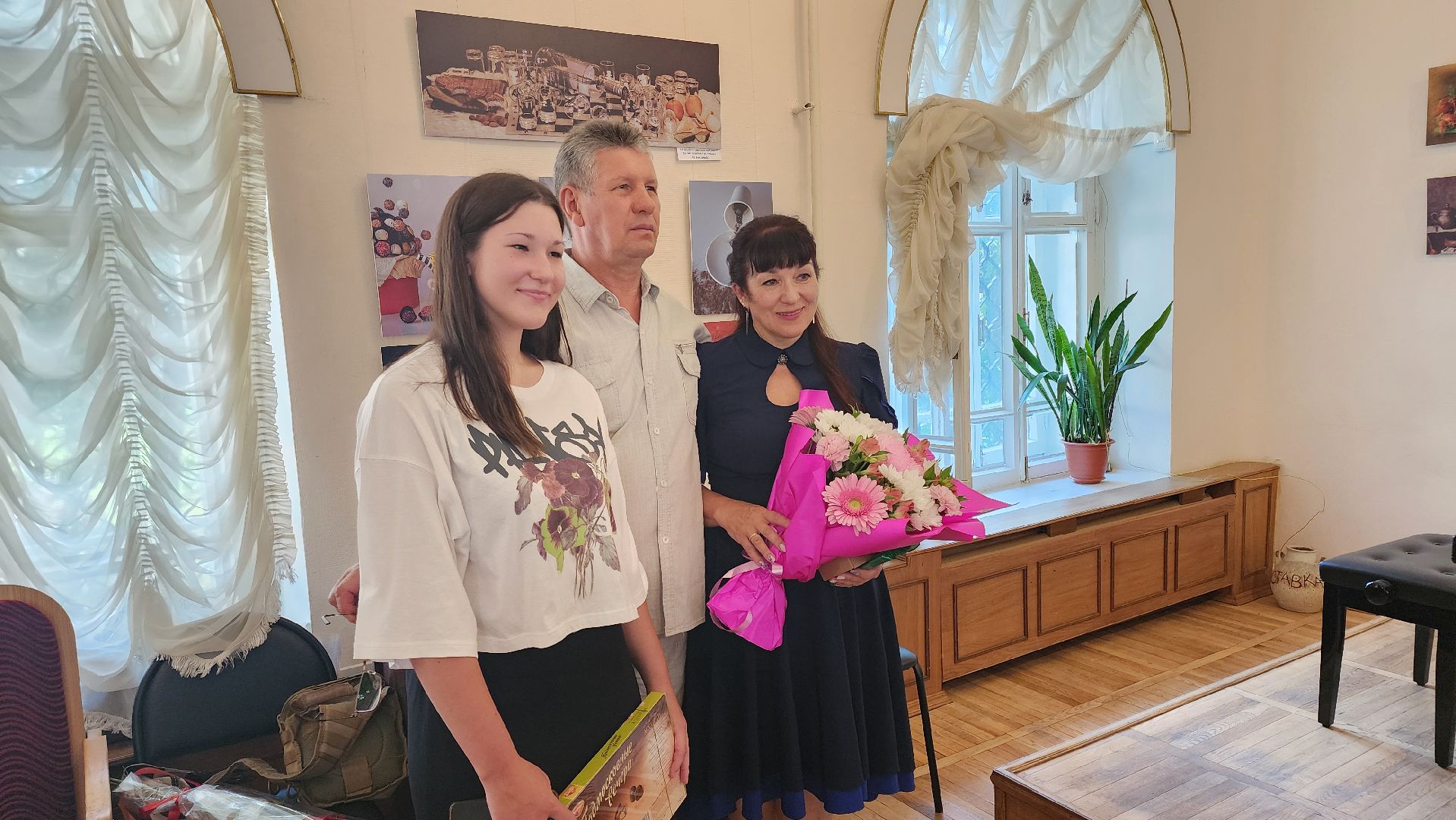 кашира, краеведческий музей, фотовыставка, светлана карнаух, пейзаж, натюрморт, фотохудожник, объективное настроение,