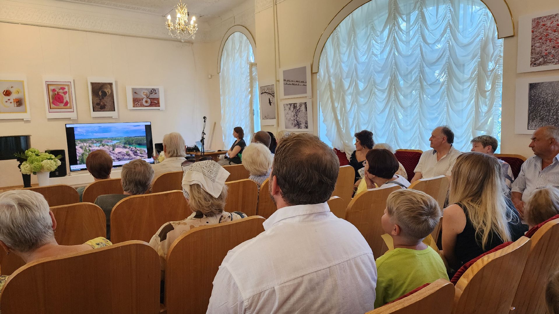 кашира, краеведческий музей, фотовыставка, светлана карнаух, пейзаж, натюрморт, фотохудожник, объективное настроение,