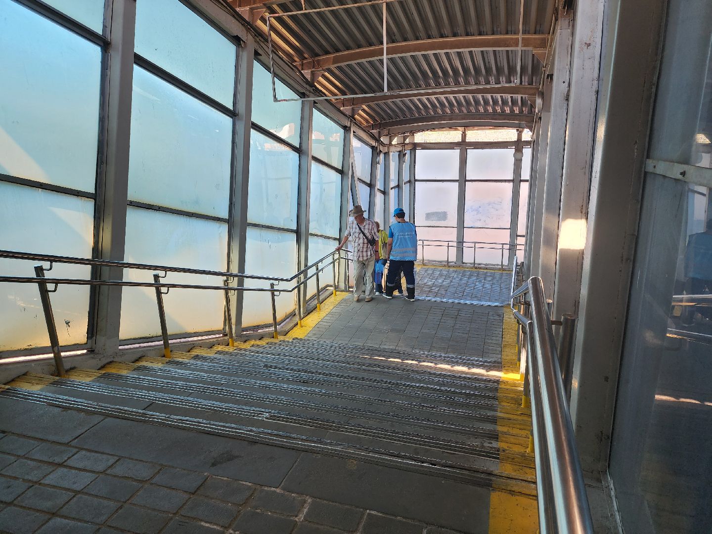 железнодорожная станция, волонеры, Станция Мытищи,