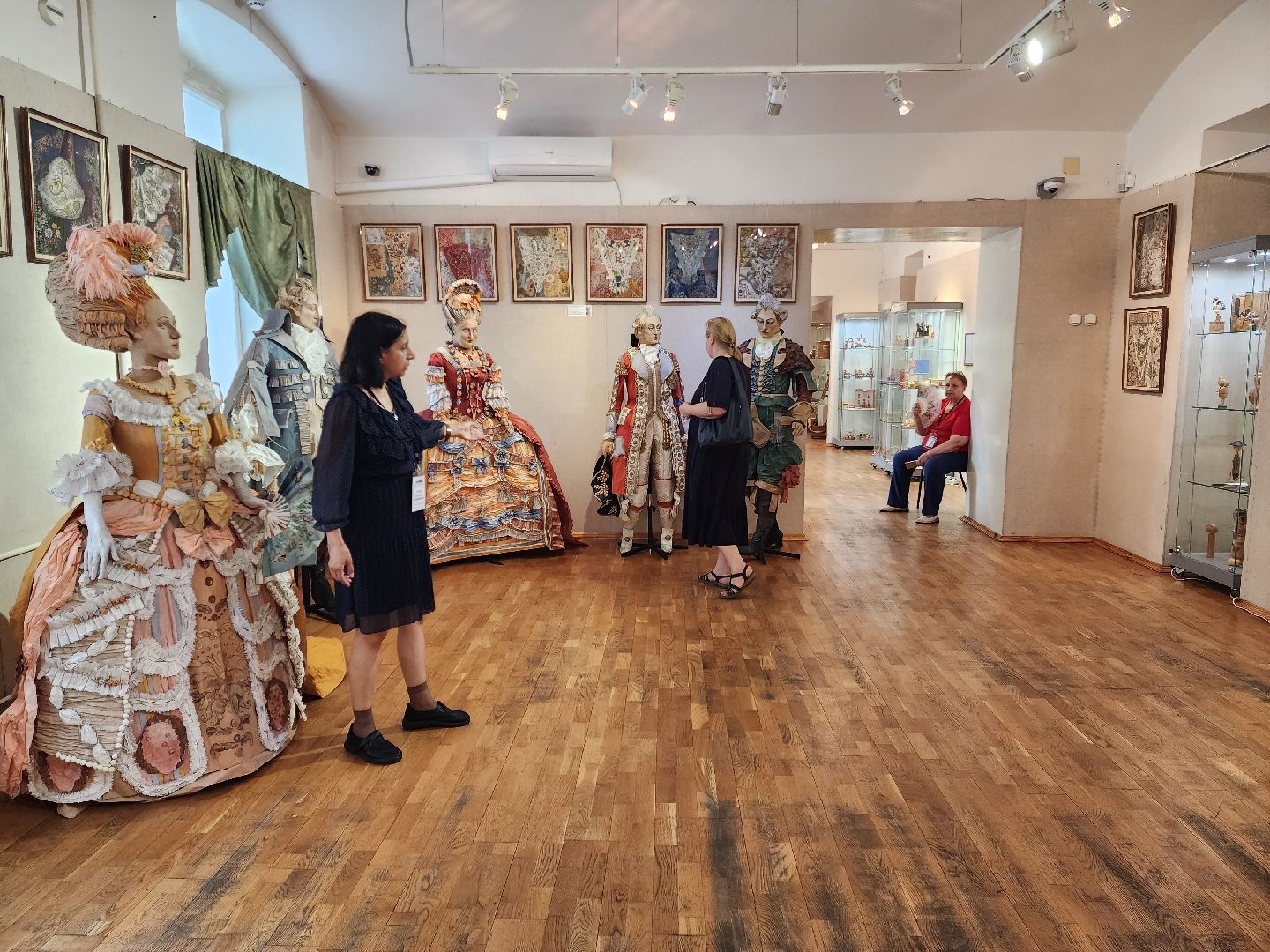 раменское, культура, раменский историко-художественный музей, выставка театральных костюмов,