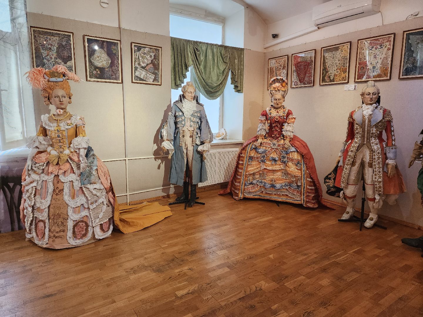 раменское, культура, раменский историко-художественный музей, выставка театральных костюмов,