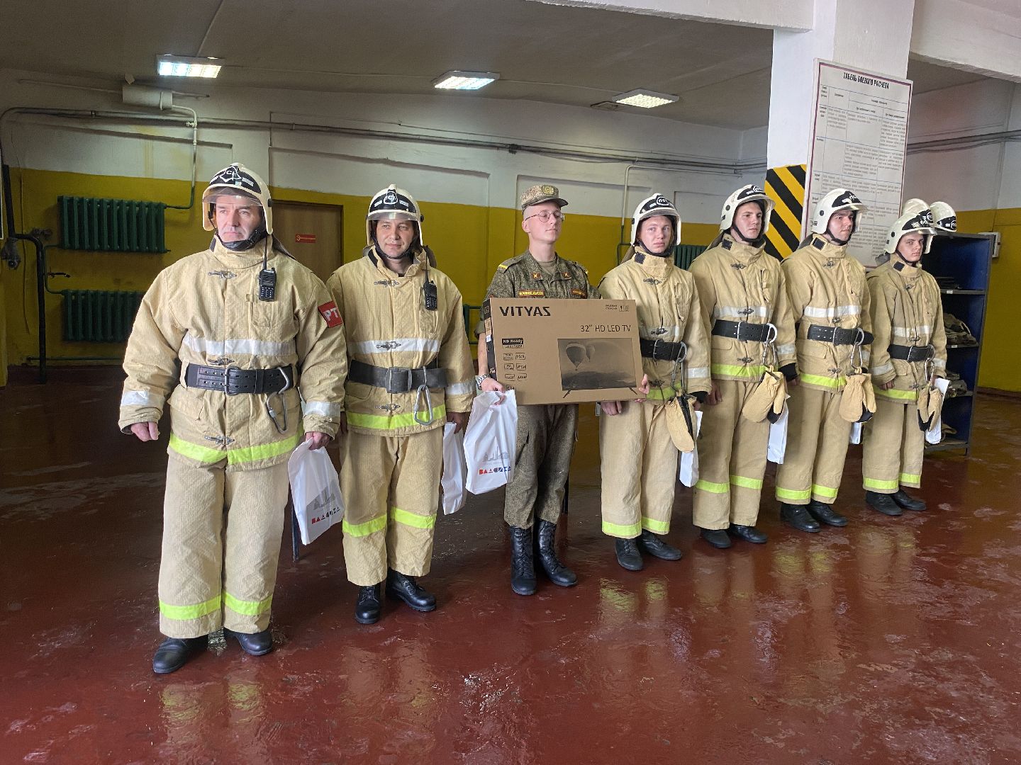 огнеборцы власихи, пожар во власихе, благодарность пожарным, ликвидация пожара, пожарная часть власиха,