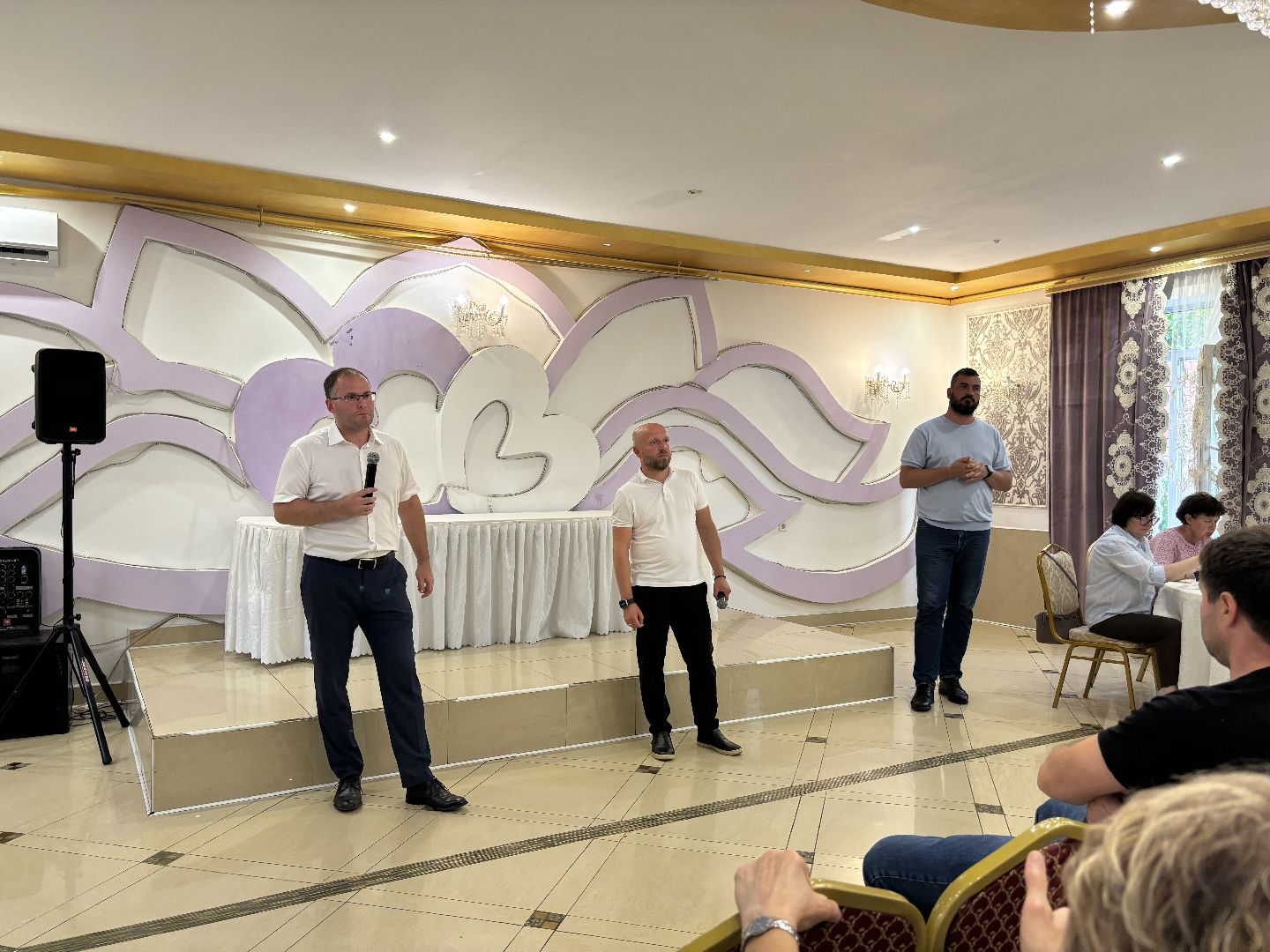 выездная администрация, тротуар, здравоохранение,