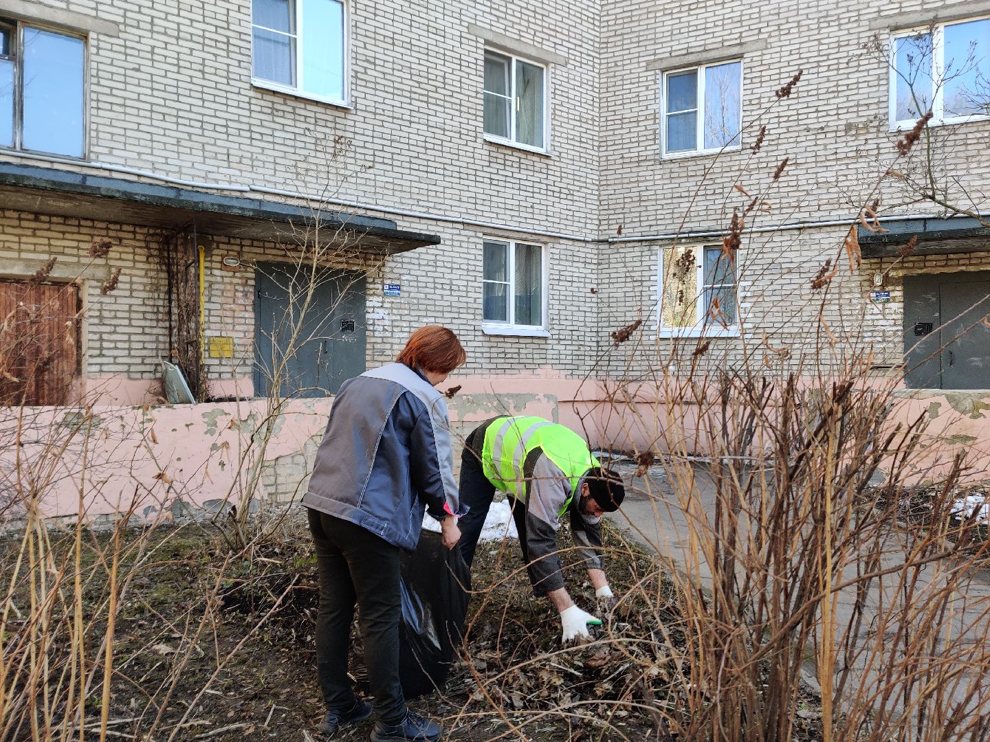 Красноармейск, дворы, дворники, управляющая компания