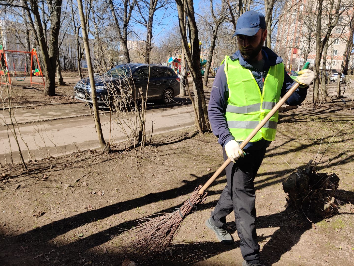 Красноармейск, дворы, дворники, управляющая компания
