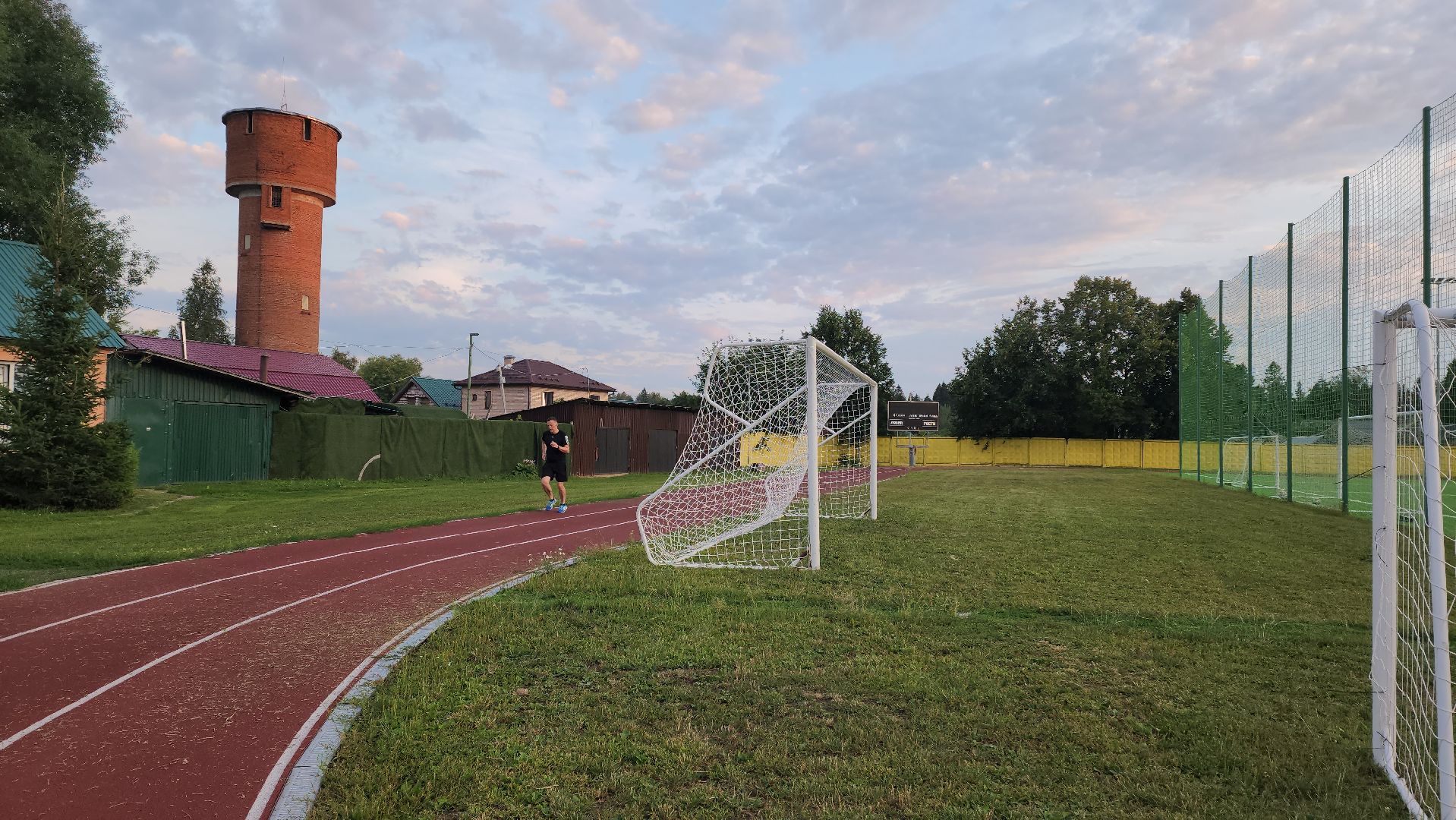 спорт в подмосковье, Стадион, бег, Футбол, Баскетбол, Лобня,