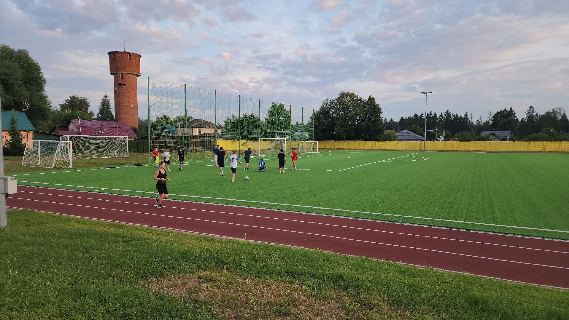 спорт в подмосковье, Стадион, бег, Футбол, Баскетбол, Лобня,