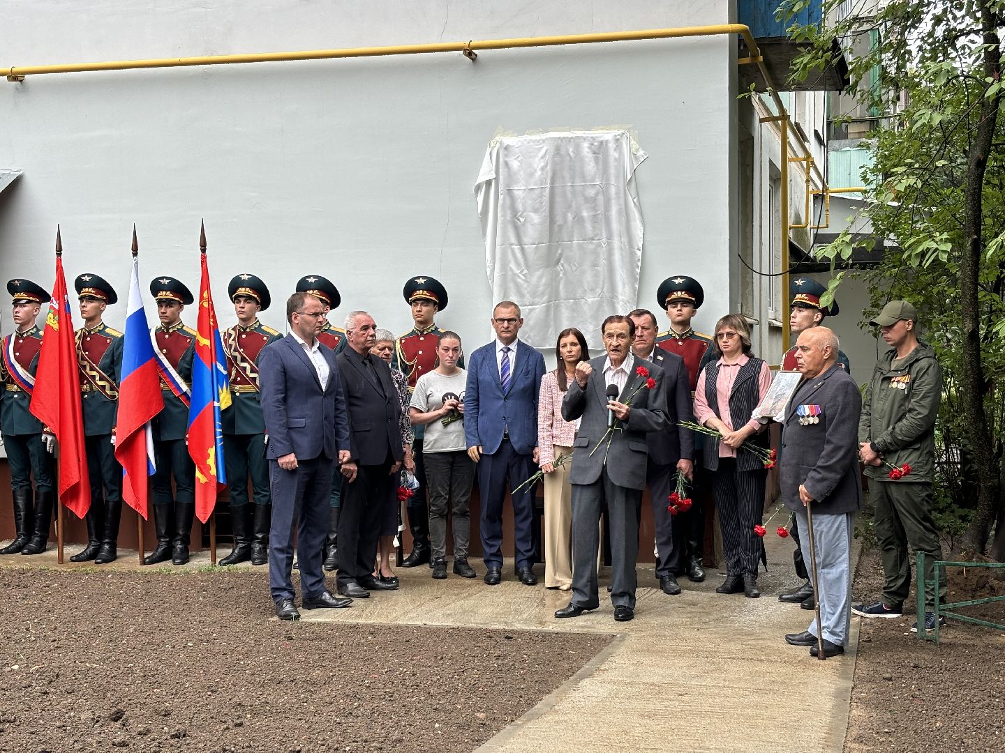 герои сво, микрорайон заря,