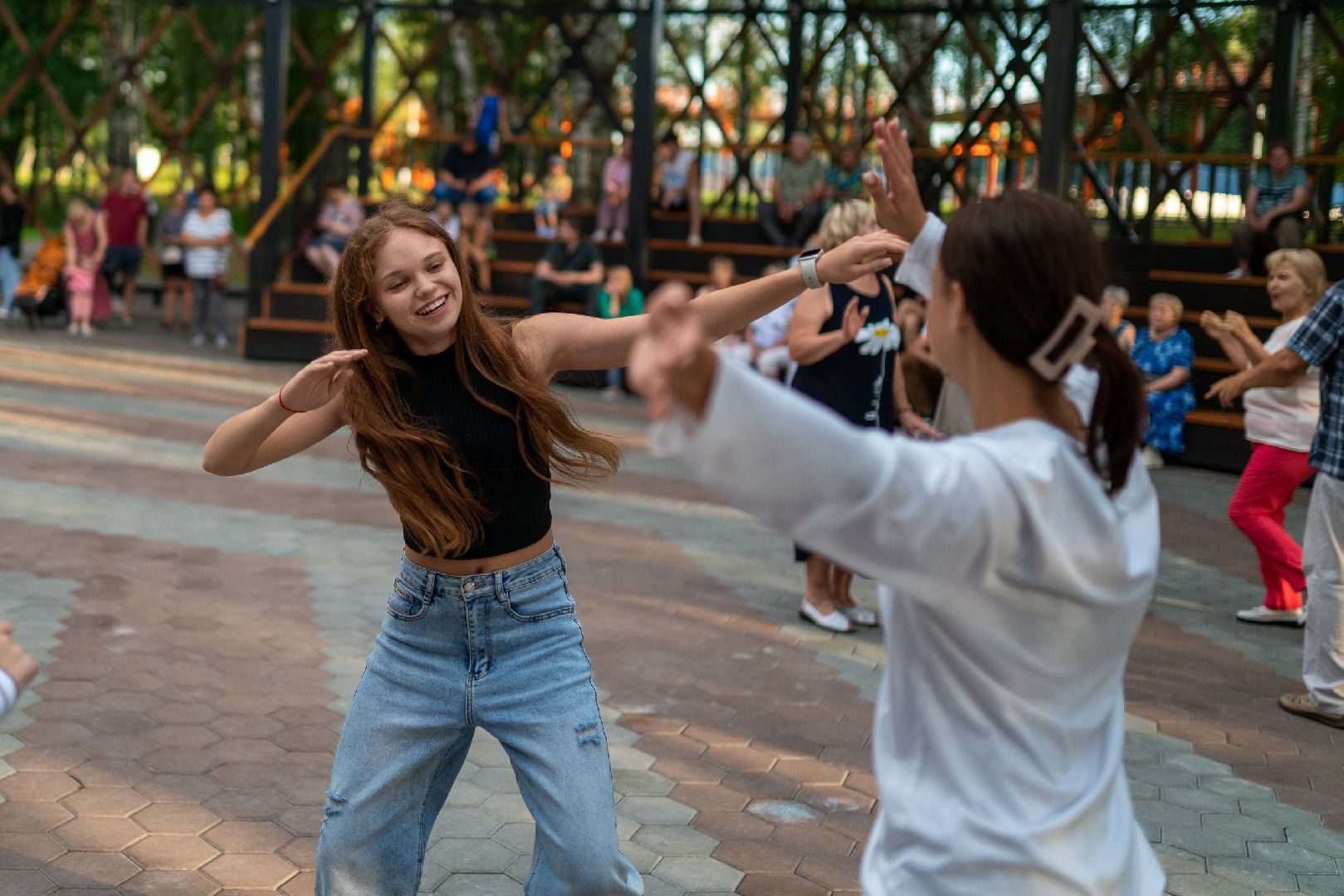 егорьевск, ночь в парке, 200 лет егорьевску, дискотека, праздник, акция,