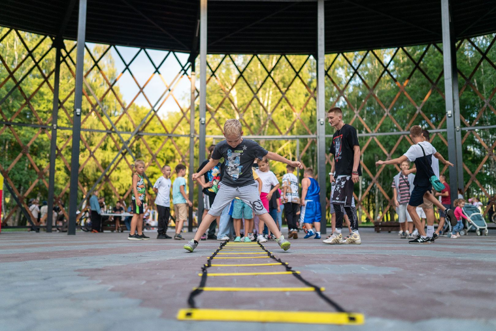 егорьевск, ночь в парке, 200 лет егорьевску, дискотека, праздник, акция,