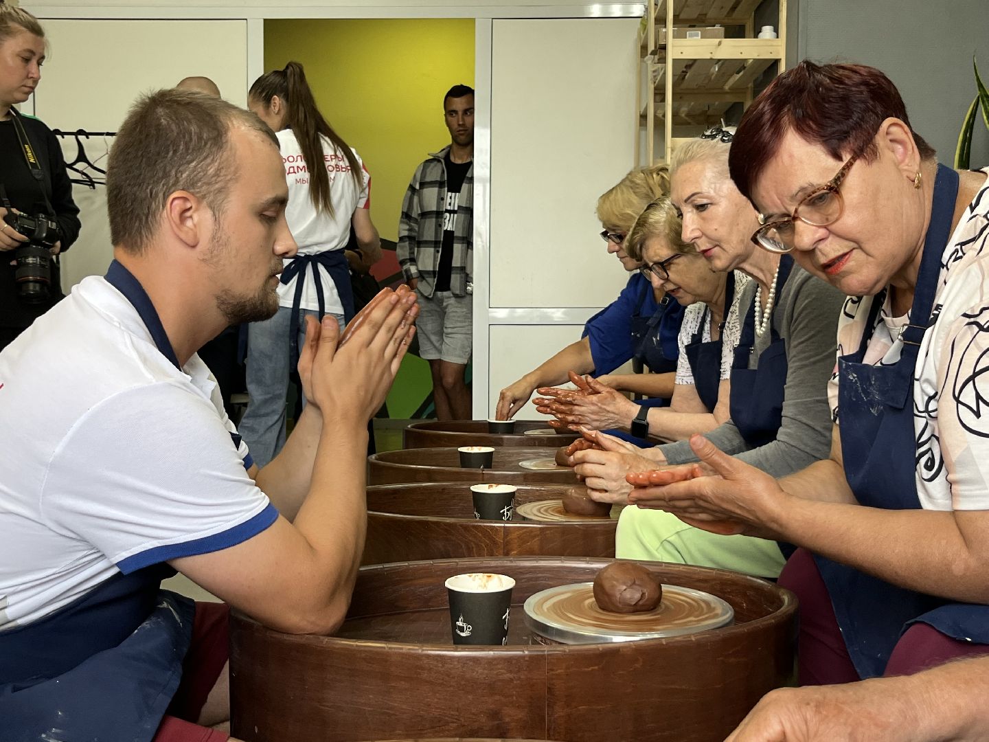 наро-фоминский городской округ, калининец, дк и с тамань, гончарное дело, активное долголетие,