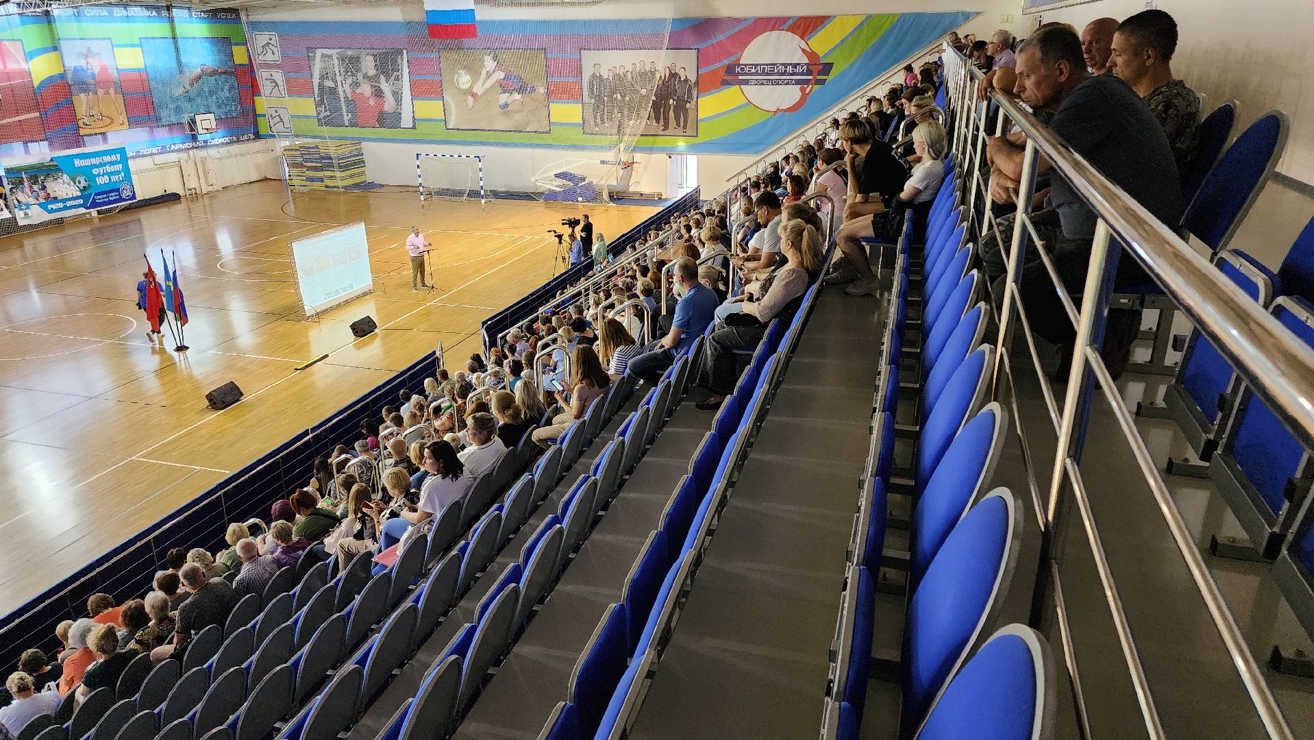 Кашира, жкх, встреча с жителями, Михаил Шувалов, модернизация, инфраструктура, отопительный сезон, горячая вода, благоустройство,