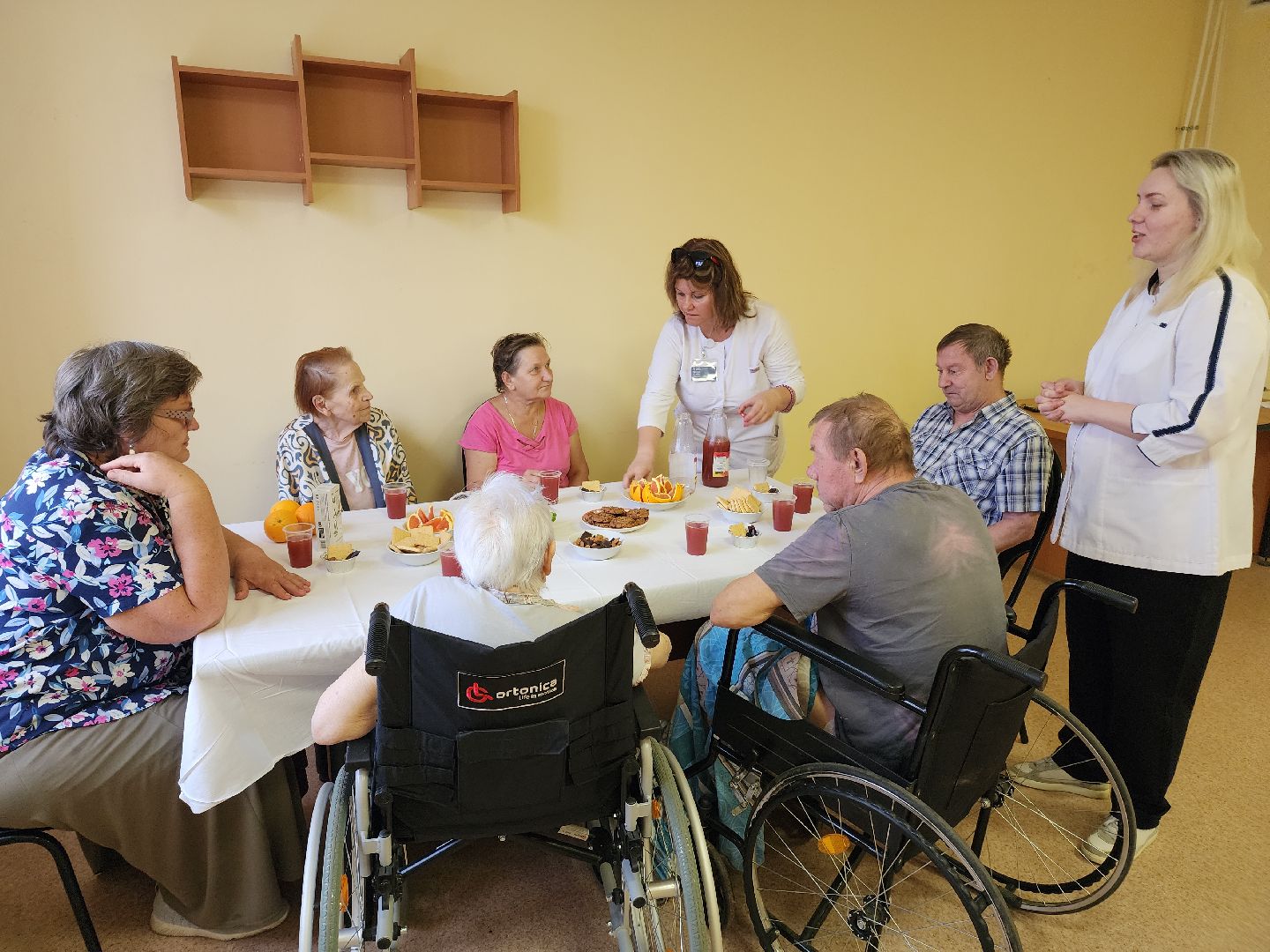 гериатрия, пожилые люди, мозговая активность,