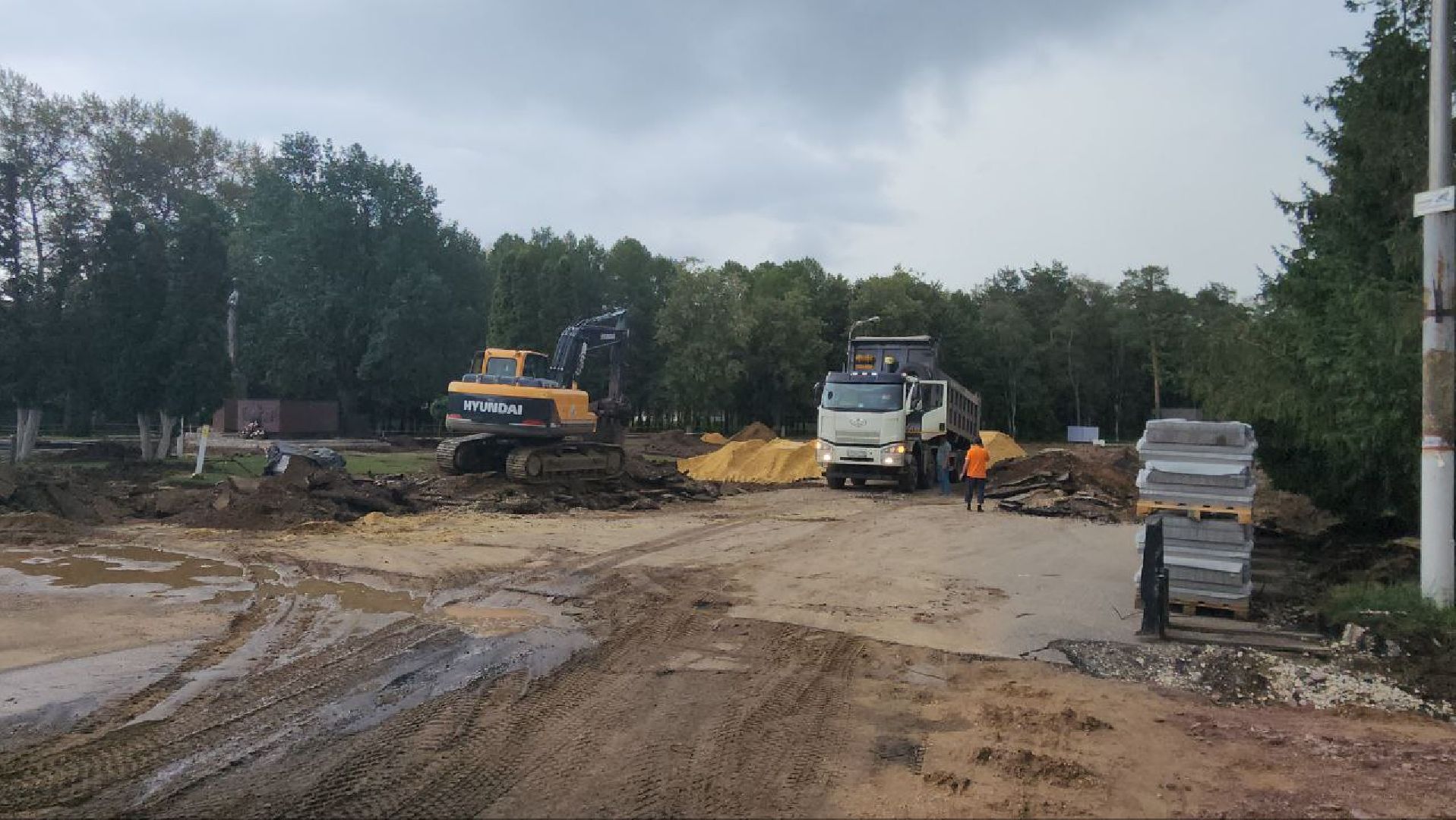 Вечный огонь, мемориал, парк культуры и отдыха, реконструкция, борис аубакиров, Никто не забыт ничто не забыто!, скорбящая мать,