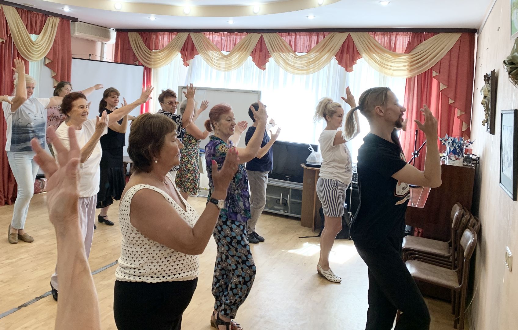 Балашиха, Подмосковье, активное долголетие, активное долголетие танцы, Латиноамериканские танцы,Серебряный возраст,