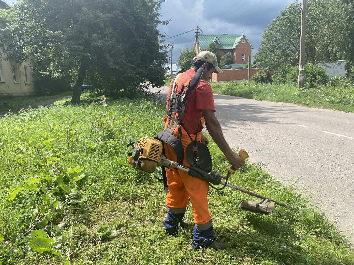 Коломна, Дороги, окос травы,